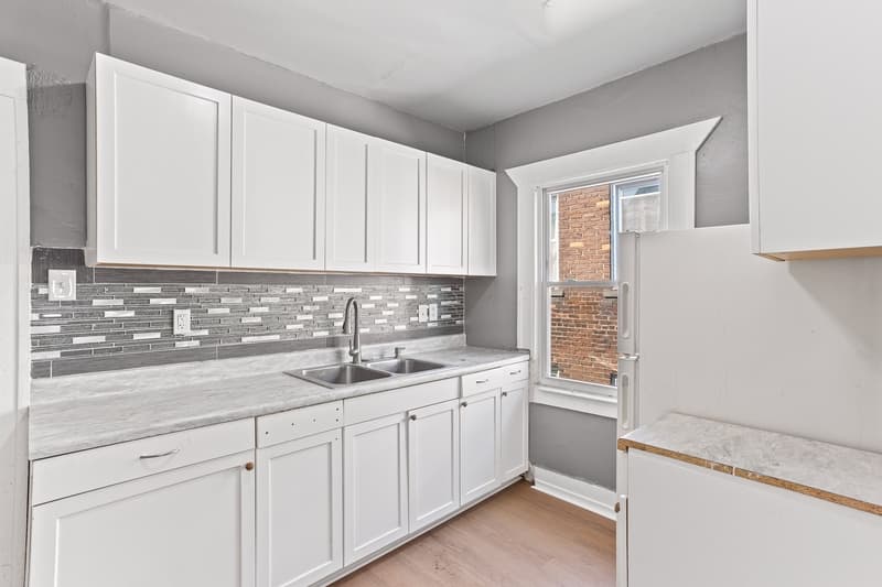 Detroit Condo: 2045 Clements Street - 2