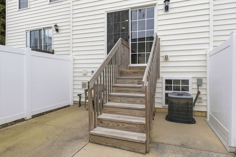 Dublin Townhome: 5310 Cross River Falls Blvd