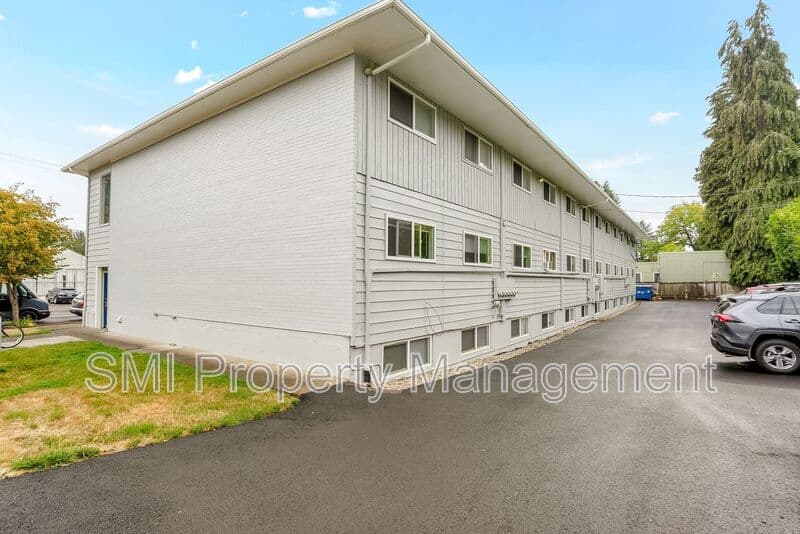 Corvallis House: 1250 NW 29th Street