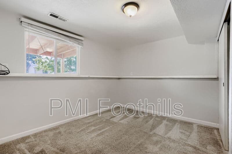 Aurora House: 12996 E Florida Dr