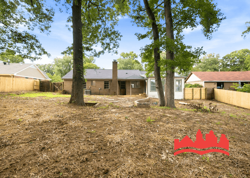 Memphis House: 5217 Bruton Ave