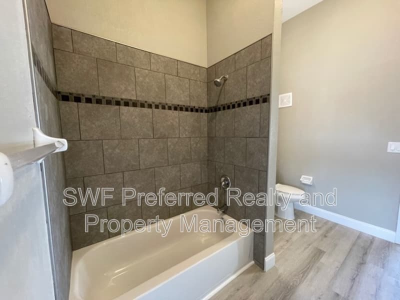 Cape Coral Townhome: 512 Southeast 43rd Street