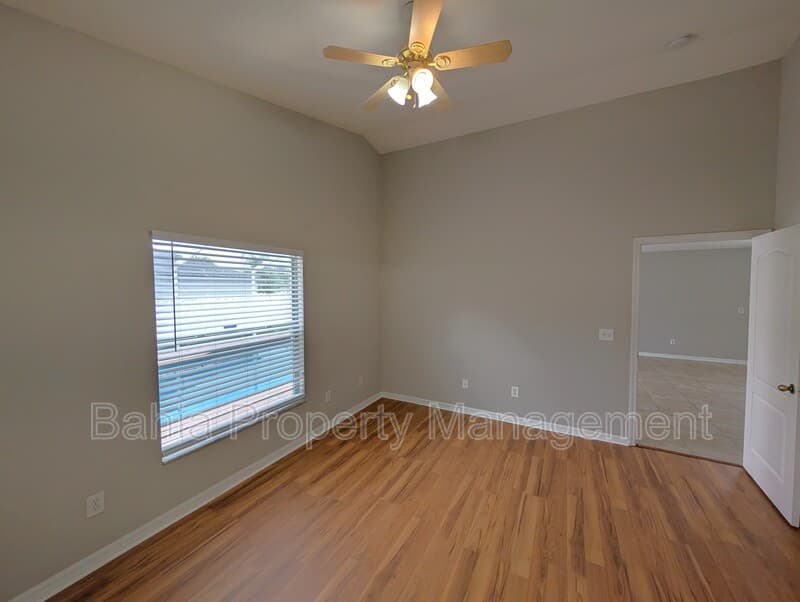 Valrico House: 913 Stallion Way
