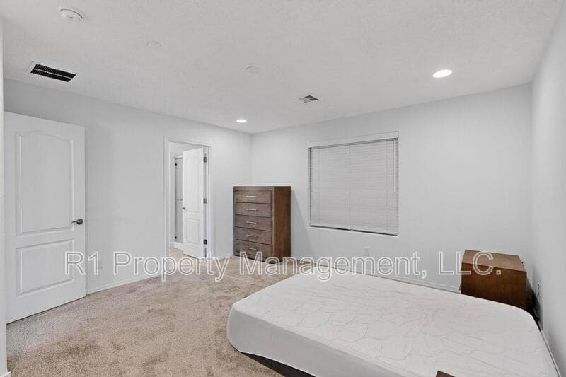 Rio Rancho House: 108 Hue Street