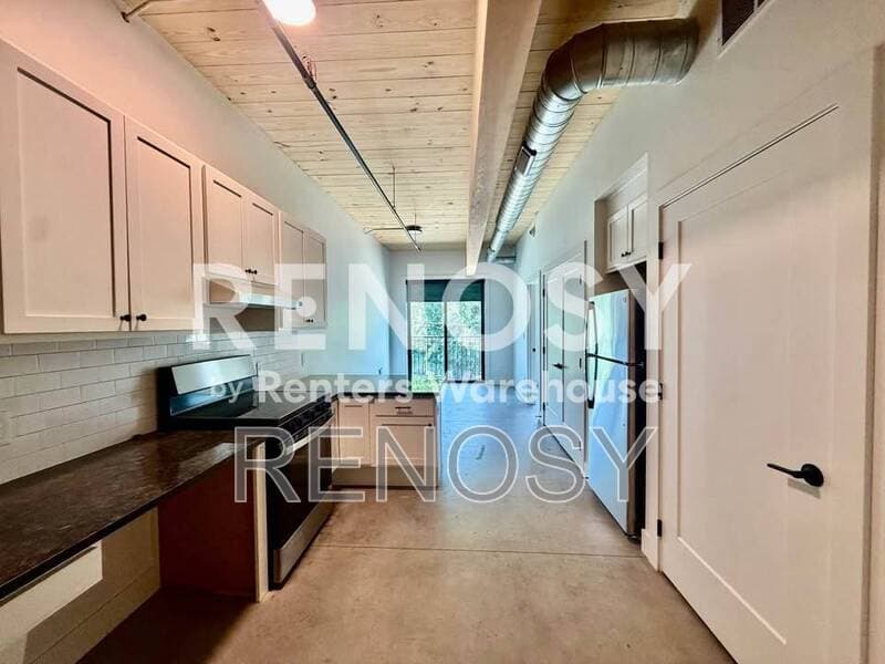 Des Moines Condo: 2701 Ingersoll Ave