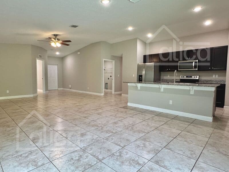Palm Bay House: 573 Lambright St Sw