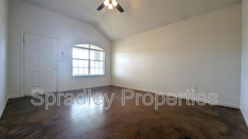 Killeen Condo: 5708A Luxor Dr