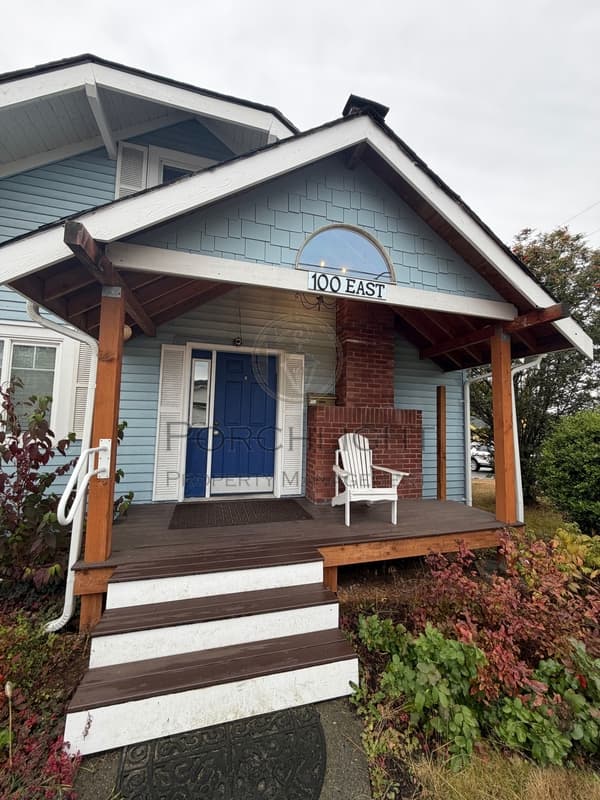 Lynden Condo: 100 East Front Street