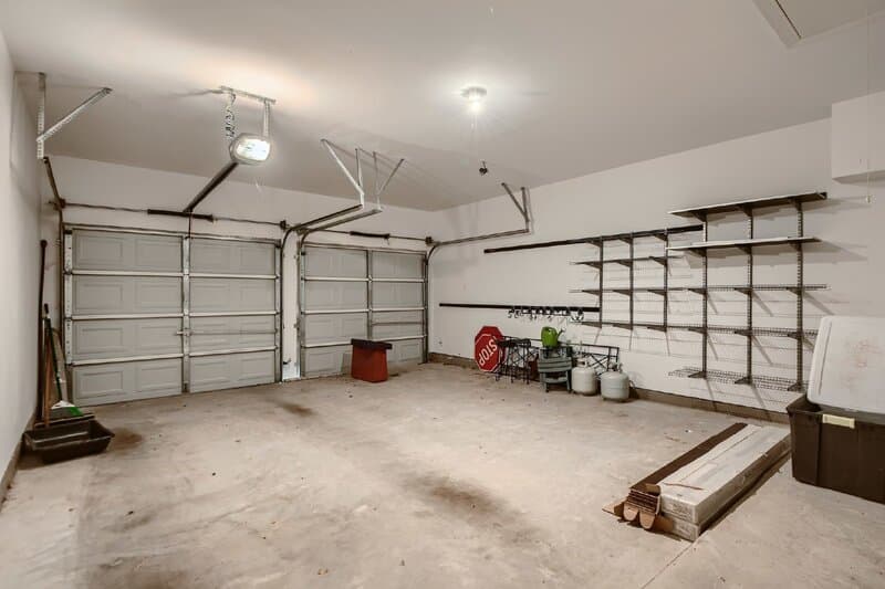Round Rock House: 400 Entrada Way