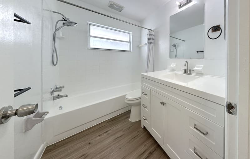 St. Petersburg House: 4367 19th Street North