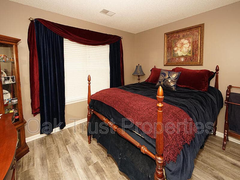 Hanahan House: 7237 Sweetgrass Blvd