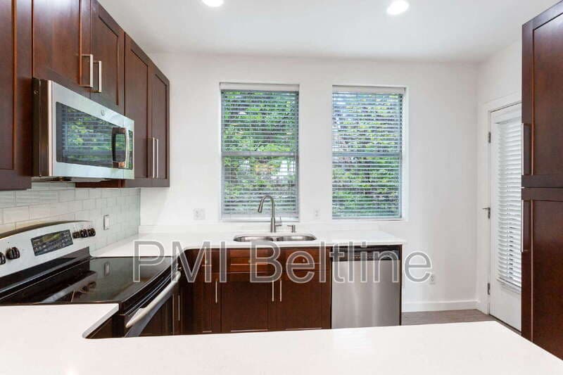 Atlanta Townhome: 988 Dekalb Ave NE