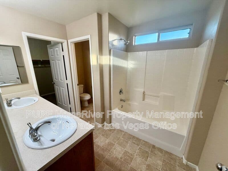 North Las Vegas House: 6109 Blue Luna Street