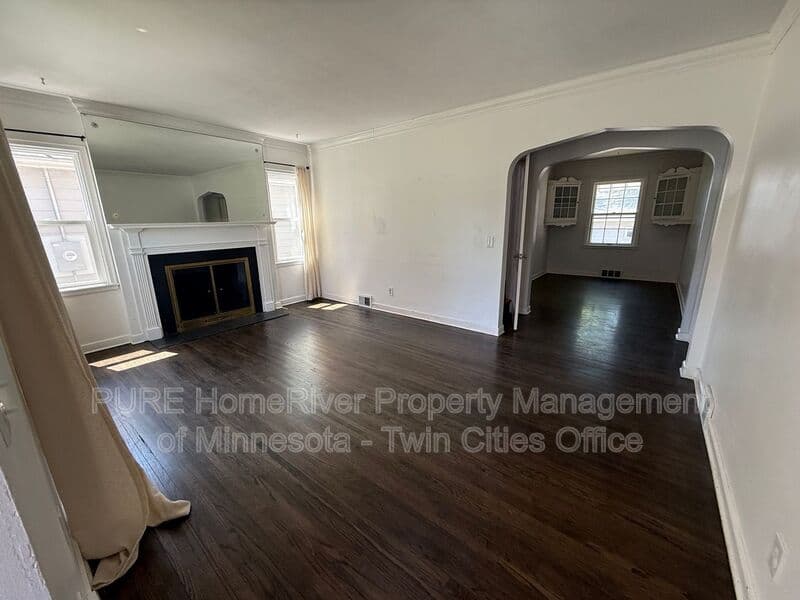 Saint Louis Park House: 2632 Toledo Avenue S
