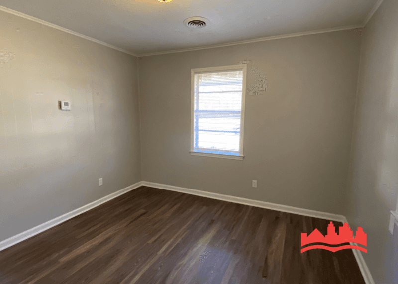 Memphis House: 745 Harahan Rd