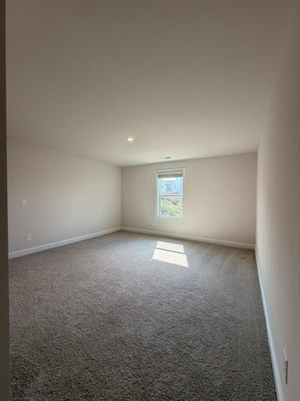 Lexington House: 3046 Snail Seed Trail