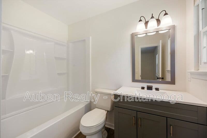 Ooltewah House: 4015 Shady Oak Drive