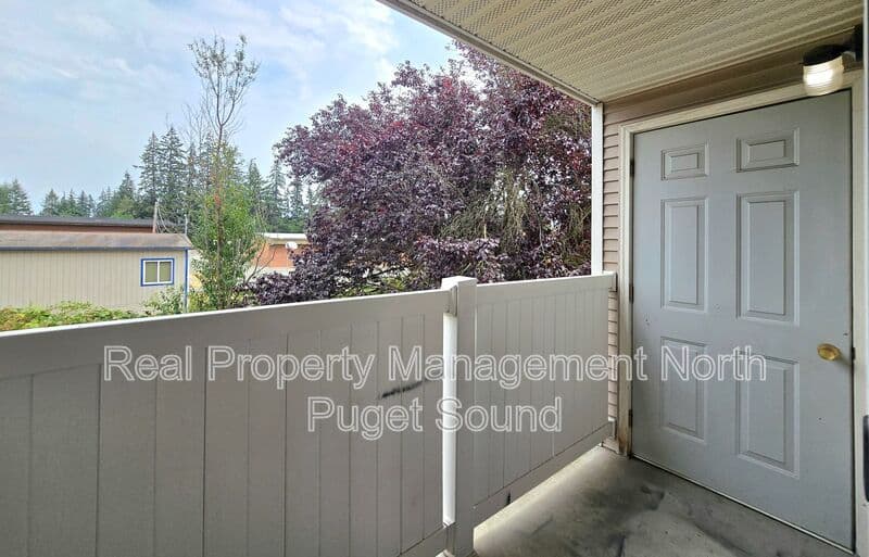 Marysville Condo: 11811 State Ave