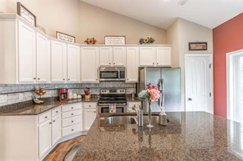 Pinehurst House: 55 Bridle Path Circle
