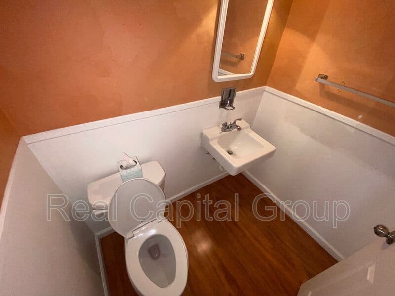 Cheektowaga Condo: 5 Hillwood Dr