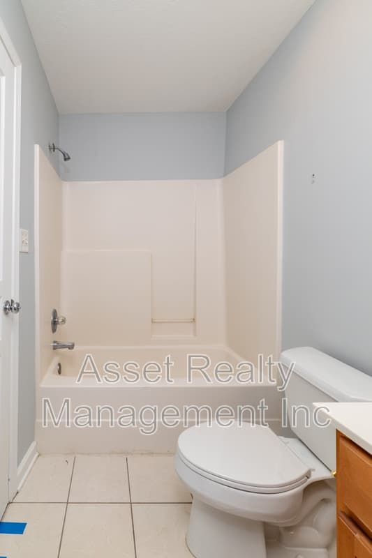 Knoxville House: 1217 Dreamview Lane