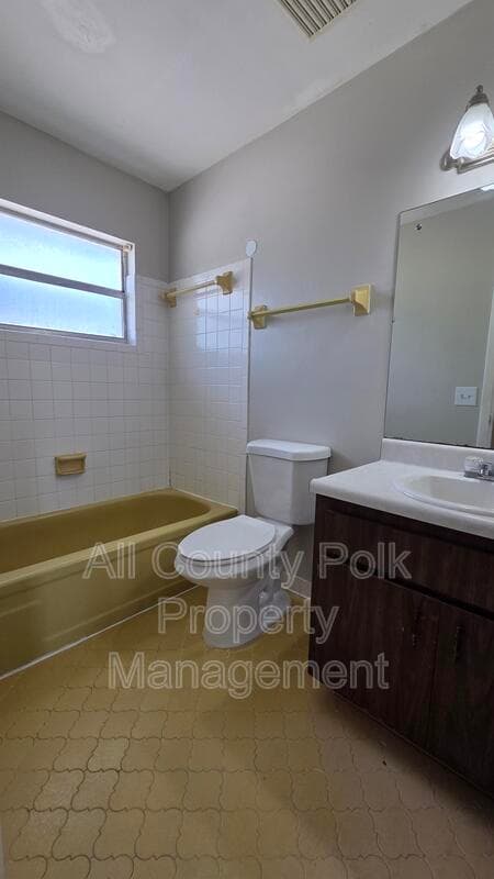 Lake Alfred Condo: 927 S Buena Vista Dr