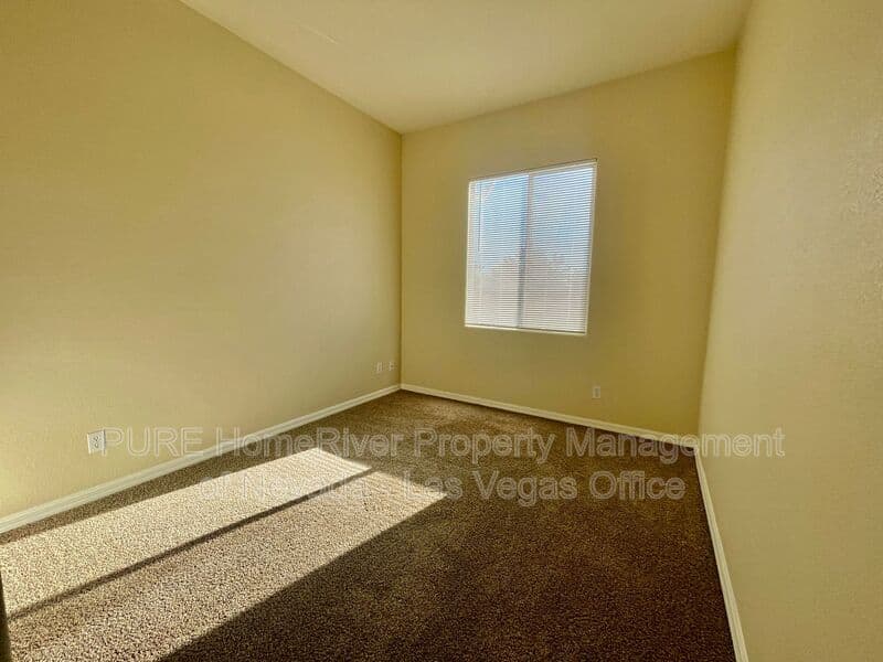 Las Vegas House: 4748 Hamburg St.