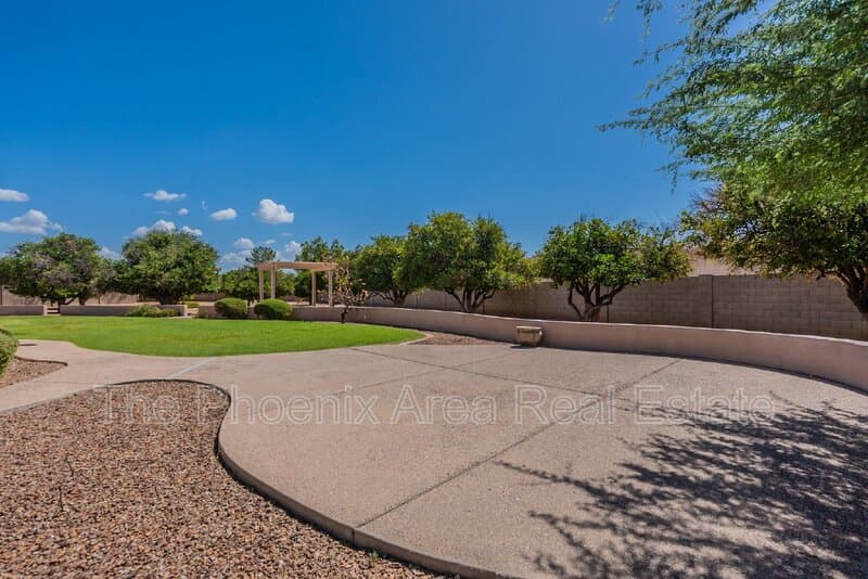 Mesa House: 4133 E Elmwood St