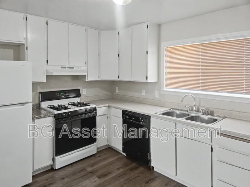 San Pablo Condo: 1691 Hayes Street