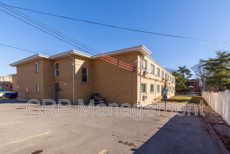 St Louis Apartment: 4305 Virginia Ave