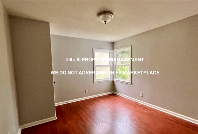 Overland Park House: 7306 Glenwood