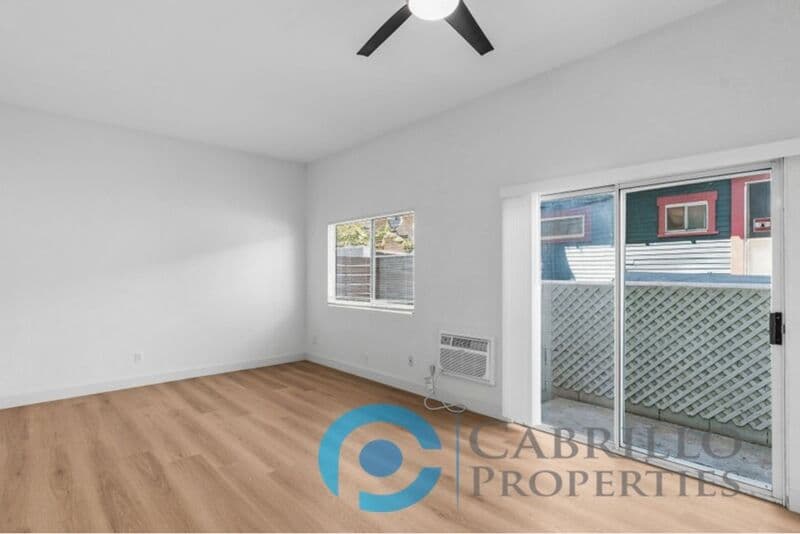 San Diego Condo: 4328 Louisiana Street