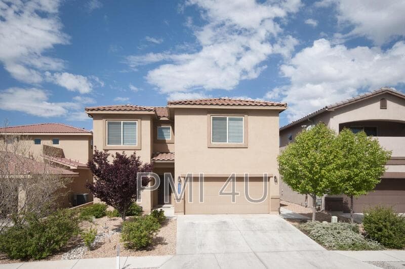 Albuquerque House: 2035 Ferndale DR SE