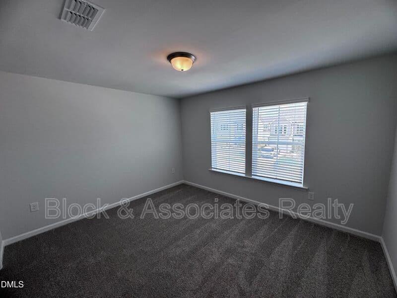 Raleigh House: 205 Broomside Avenue