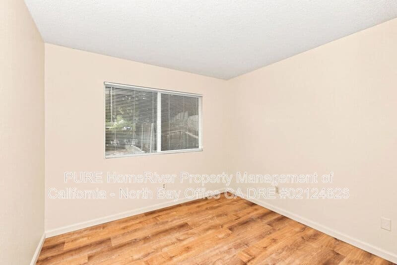 Santa Rosa House: 2436 Campbell Drive