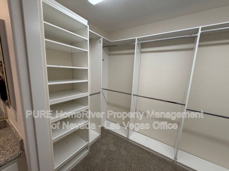 Las Vegas House: 2121 Stone Croft Street