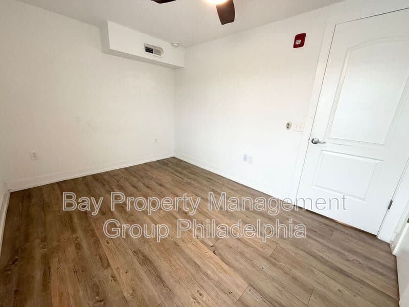 Norristown Condo: 221 W Main St
