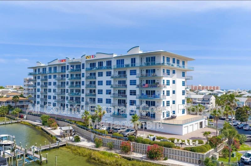 Destin Condo: 211 Durango Road