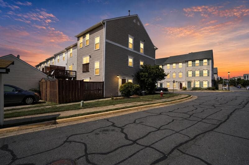 Sterling House: 46051 Marble Terrace