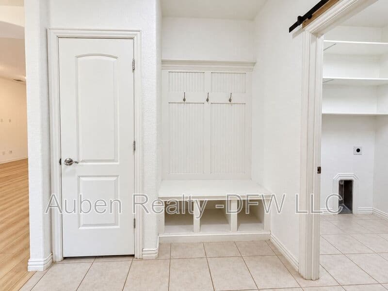 Fort Worth House: 8121 Belgian Blue Court