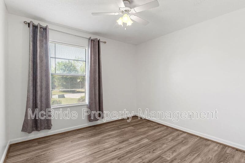 Augusta House: 3615 Goldfinch Drive