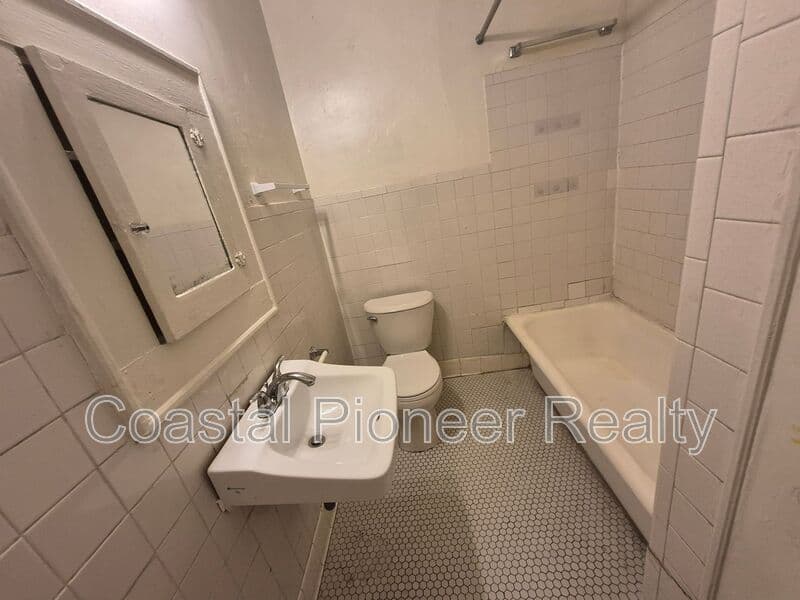 Tampa Condo: 4015 N Seminole Ave