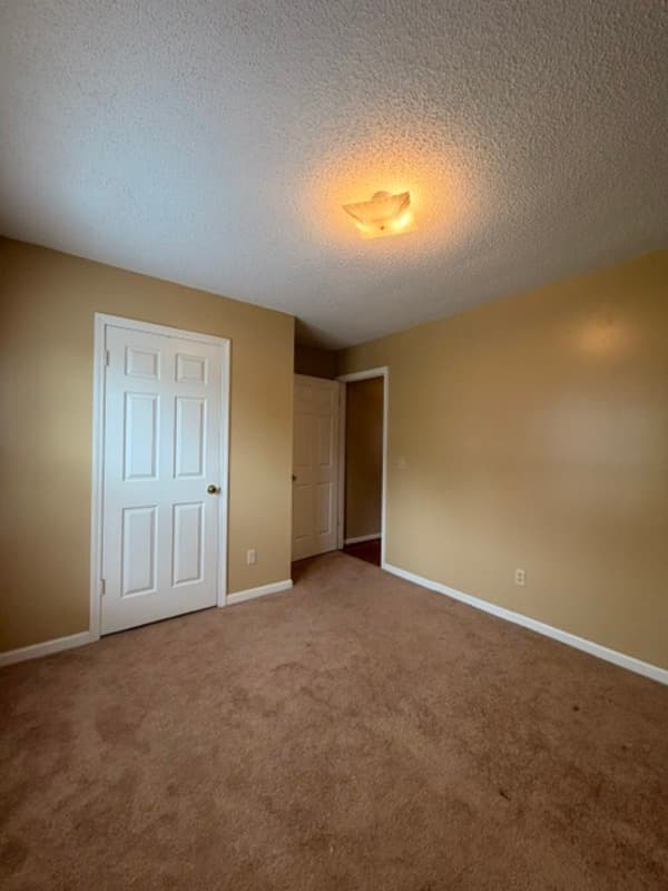 Irmo House: 101 Riverwalk Way