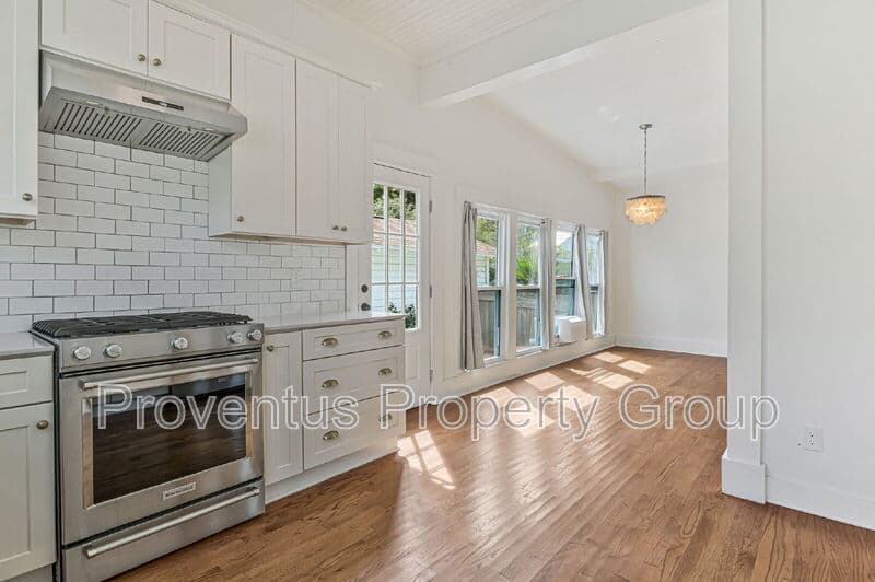 Pensacola House: 904 North 16th Avenue