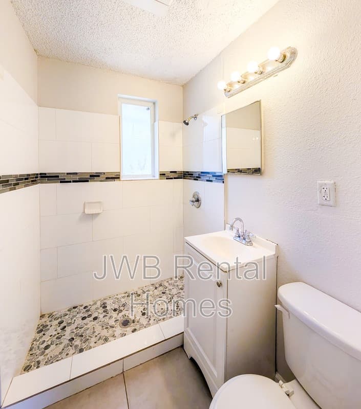 Jacksonville Condo: 1530 21st St W #3