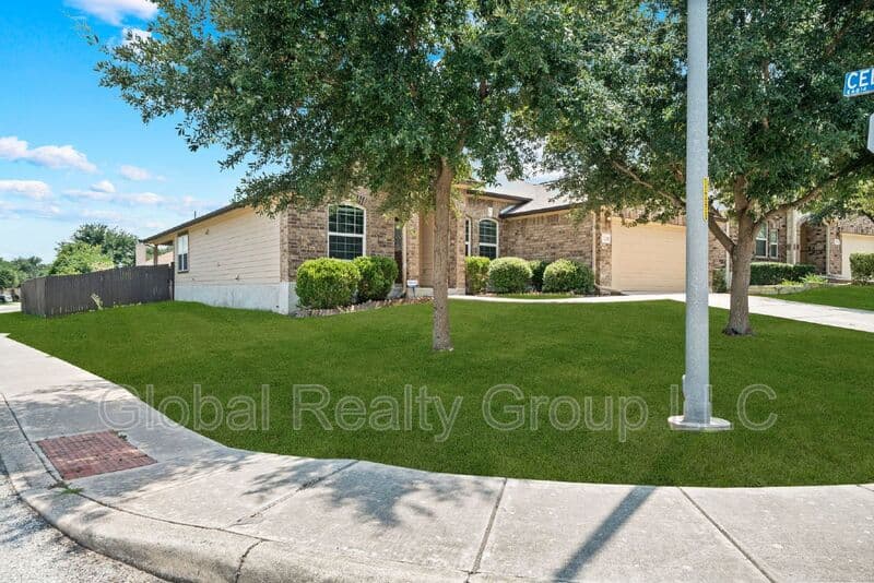 San Antonio House: 7234 Glen Ellen Bay