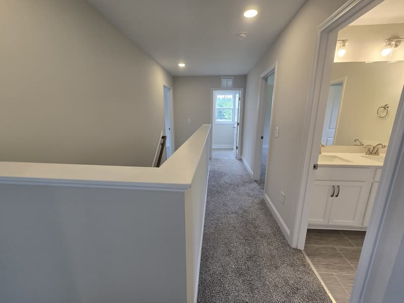 Smithfield House: 463 Jackson Pond Drive