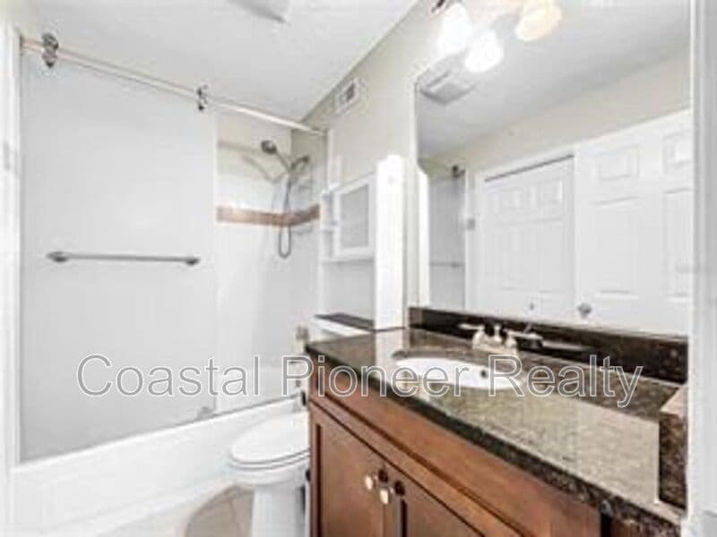 St Petersburg Condo: 10200 Gandy Blvd N