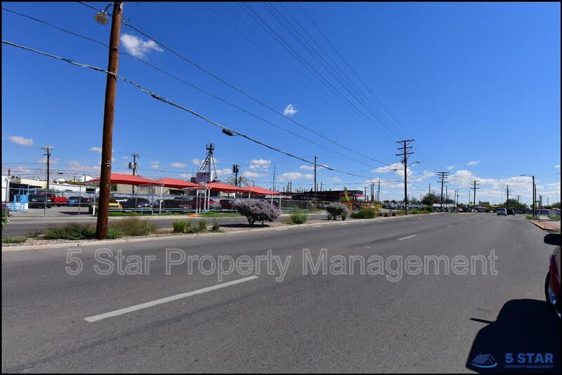 El Paso Condo: 6806 Alameda Ave