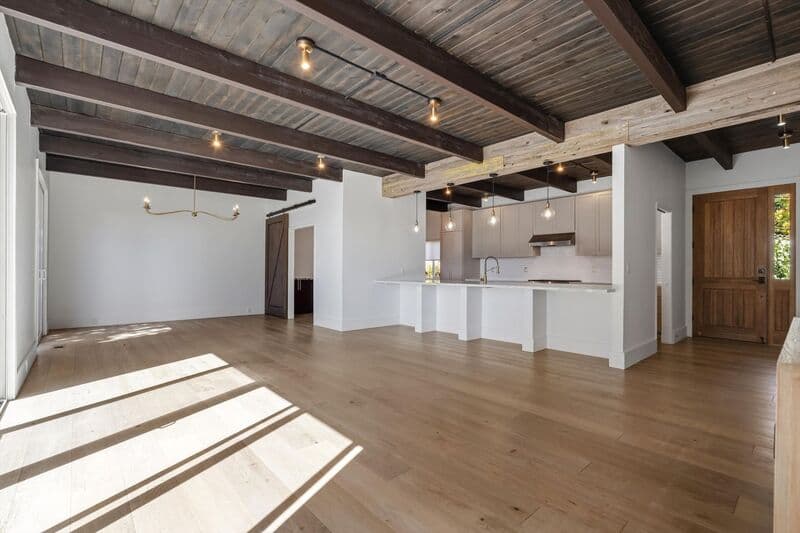 San Rafael House: 125 Convent Ct